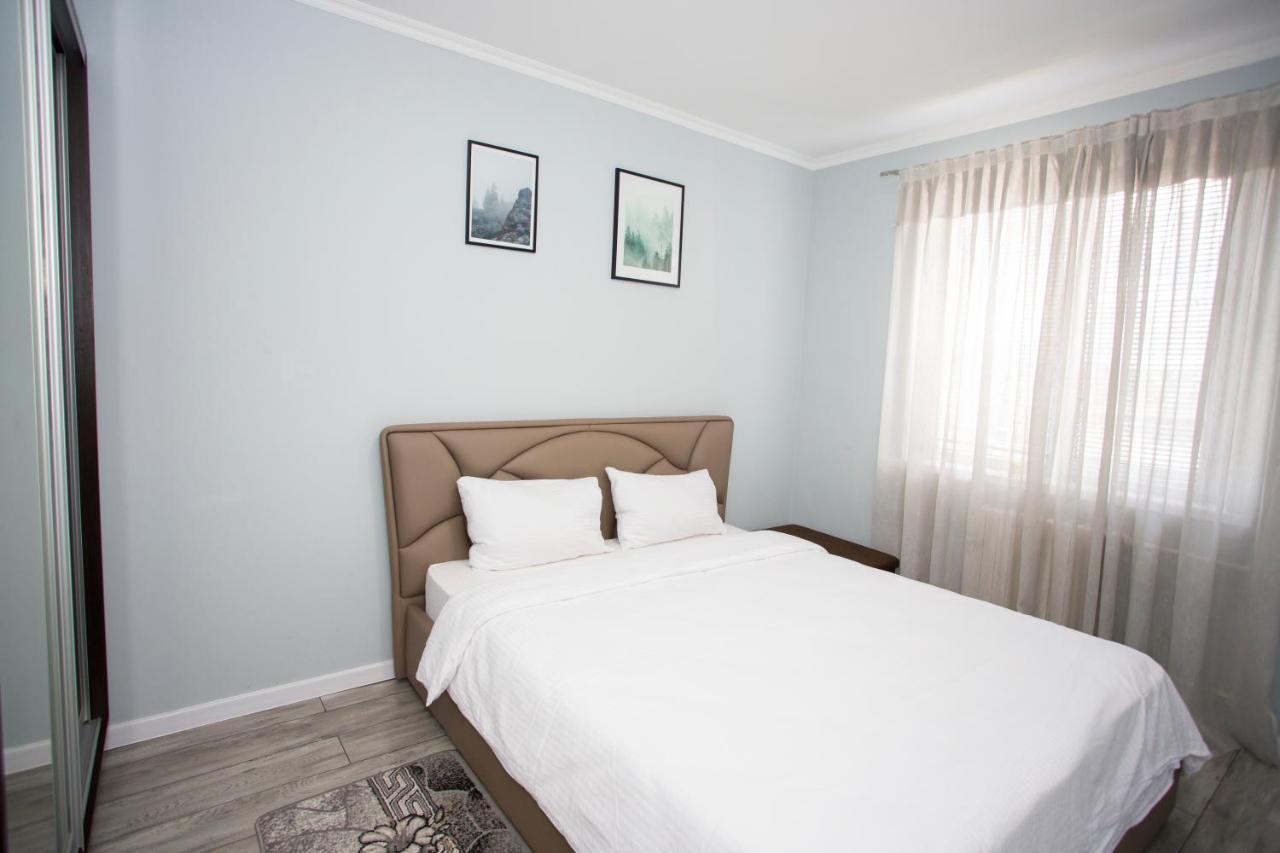 Apartament Curat Si Confortabil Str. Ismail 86 In Centrul Chisinaului Exterior foto